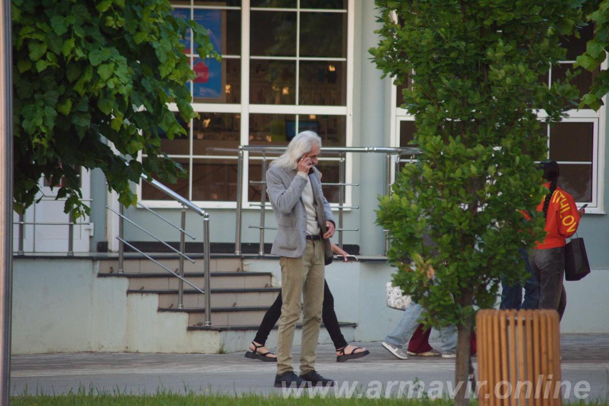 Вечерний Армавир - купить на сайте объявлений Армавир онлайн