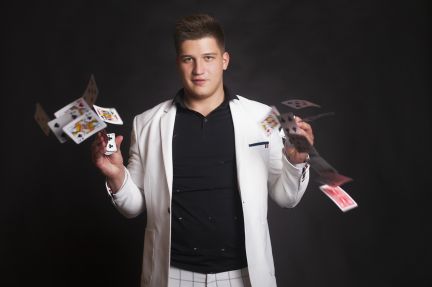 Фокусник Иллюзионист  - купить на сайте объявлений Тихорецк онлайн