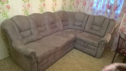 Перетяжка и ремонт мягкой мебели  Армавир