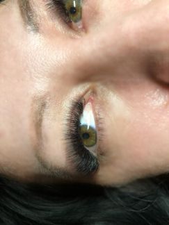 Наращивание ресниц  Армавир