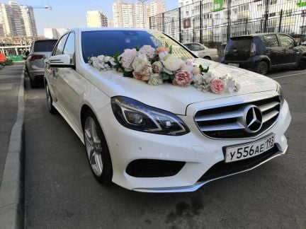 Аренда мерседес на свадьбу с водителем  - купить на сайте объявлений Краснодар онлайн