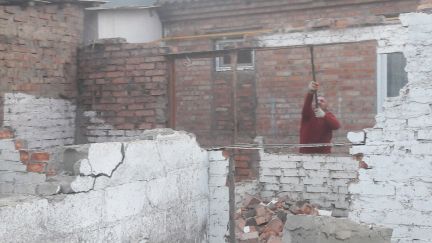 Демонтаж, разбор, снос хат, домов, зданий  - купить на сайте объявлений Каневская онлайн