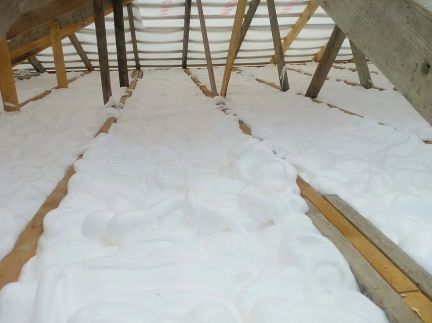 Утепление жидким пенопластом (Пеноизол)  Армавир