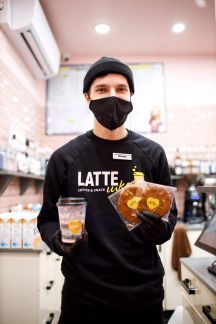 Кассир (официант)  - купить на сайте объявлений Симферополь онлайн