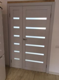 Установка межкомнатных дверей настил ламината  - купить на сайте объявлений Сочи онлайн