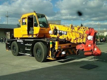 Услуги японских автокранов  Армавир
