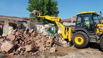 Снос домов и построек  - купить на сайте объявлений Новороссийск онлайн