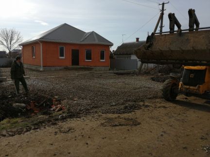 Бетонные и строительные работы, водопровод, отопле  - купить на сайте объявлений Краснодар онлайн