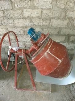 Бетономешалка аренда 180л  - купить на сайте объявлений Анапа онлайн