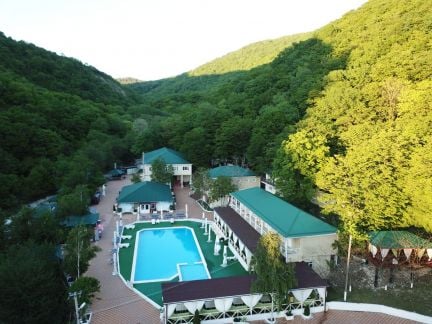 Повар - универсал  - купить на сайте объявлений Туапсе онлайн