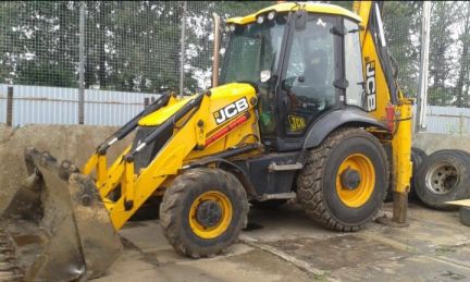 Экскаватор погрузчик jcb 3xc  - купить на сайте объявлений Краснодар онлайн