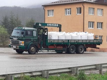 Услуги манипулятора 12 тонн, грузоперевозки  - купить на сайте объявлений Краснодар онлайн