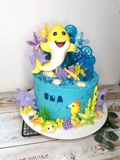 Торт на заказ Молочная девочка  - купить на сайте объявлений Краснодар онлайн