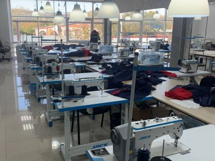 Швея на производство  - купить на сайте объявлений Новороссийск онлайн