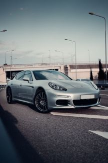 Прокат Porsche Panamera 4S Сочи/Адлер  Армавир