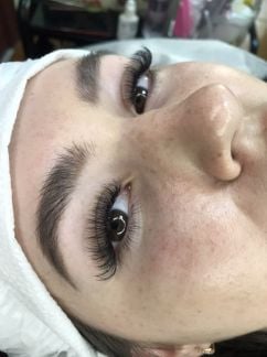 Наращивание ресниц  Армавир