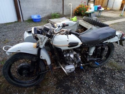 Урал турист  Армавир