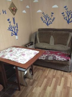 Дом 30м кв. на участке 5 сот.  Армавир