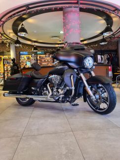 Harley-Davidson Street Glide 2014г.в  Армавир