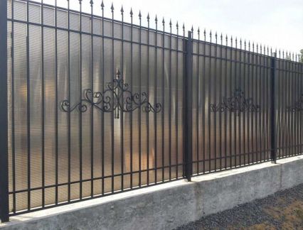 Изготовление и установка заборов  Армавир