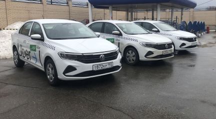 Водитель такси Яндекс Убер  - купить на сайте объявлений Краснодар онлайн