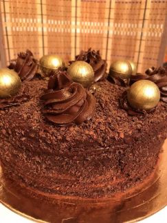 Изготовление тортов и пирожных на заказ  Армавир