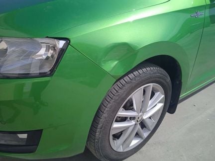 Удаление вмятин без покраски, кузовной ремонт  Армавир