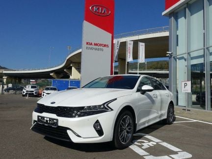 Аренда и прокат KIA K5 2021и Toyota Camry2020  Армавир