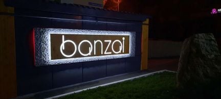 Официант  - купить на сайте объявлений Геленджик онлайн