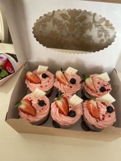 Торты и десерты на заказ  - купить на сайте объявлений Курганинск онлайн