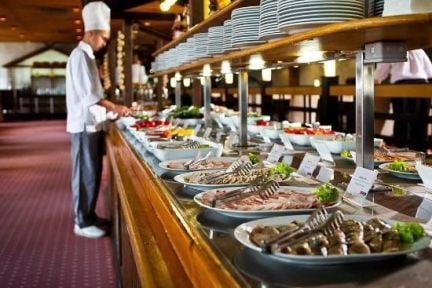 Официант (ежедневный расчет)  - купить на сайте объявлений Сочи онлайн