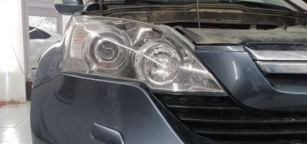 Полировка и восстановление прозрачности фар  Армавир