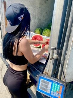 Продавец арбузов  - купить на сайте объявлений Краснодар онлайн