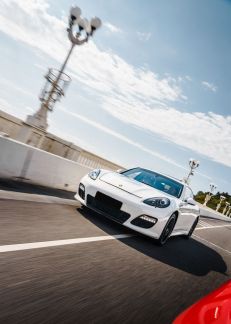 Прокат спортивного автомобиля порше Адлер Сочи  Армавир