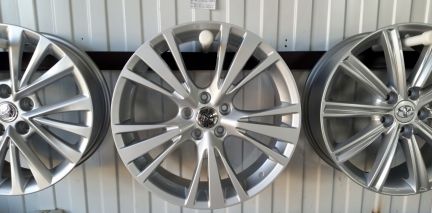 Новые диски R-19, Toyota - lexus RX, реплика  Армавир