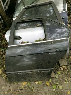 Задняя левая дверь Бмв е34  - купить на сайте объявлений Армавир онлайн