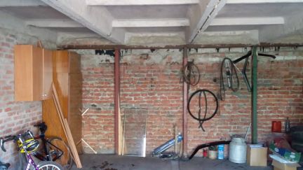 Продам гараж, 30 м кв.  Армавир