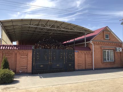 Дом 280 м кв. на участке 8 сот.  - купить на сайте объявлений Армавир онлайн