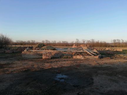 Участок 12 сот. (ИЖС)  Армавир