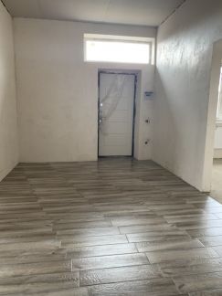 Дом 83 м кв. на участке 5 сот.  Армавир