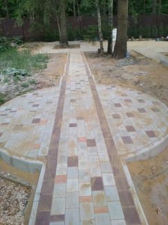 Укладка брусчатки,плитки,гранита,бордюров,очистка  - купить на сайте объявлений Армавир онлайн