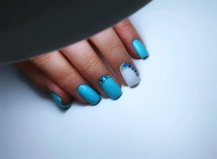 Наращивание/ маникюр  - купить на сайте объявлений Армавир онлайн