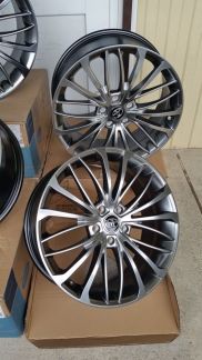 R19 графит, Toyota Camry V70, реплика в наличии  Армавир