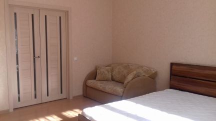 Сдам 1-комнатную квартиру, 40 м кв., 3/5 эт.  - купить на сайте объявлений Армавир онлайн