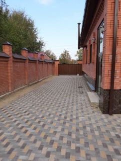 Дом 140 на участке 6  Армавир