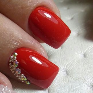 Маникюр и педикюр  - купить на сайте объявлений Армавир онлайн