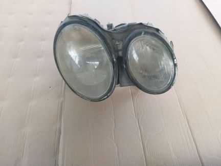 Фара Mercedes w210  - купить на сайте объявлений Армавир онлайн
