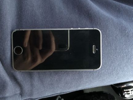 Продаю iPhone 5s 16gb рст  - купить на сайте объявлений Армавир онлайн