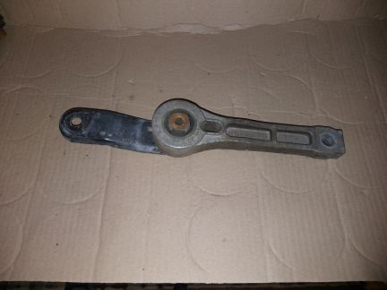 Опора задняя Skoda Octavia A5 шкода октавиа а5  - купить на сайте объявлений Армавир онлайн