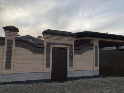 Дом 270 м? на участке 10 сот.  Армавир